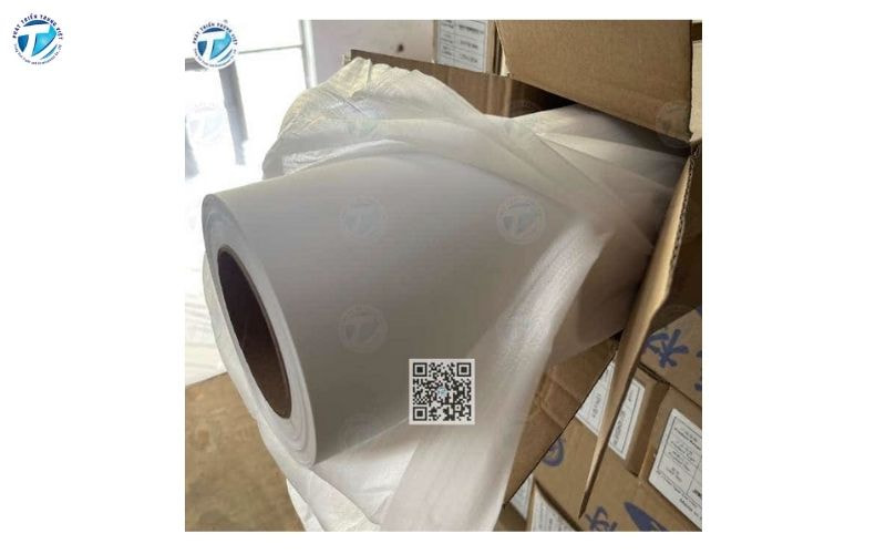 Decal ngoài trời có keo